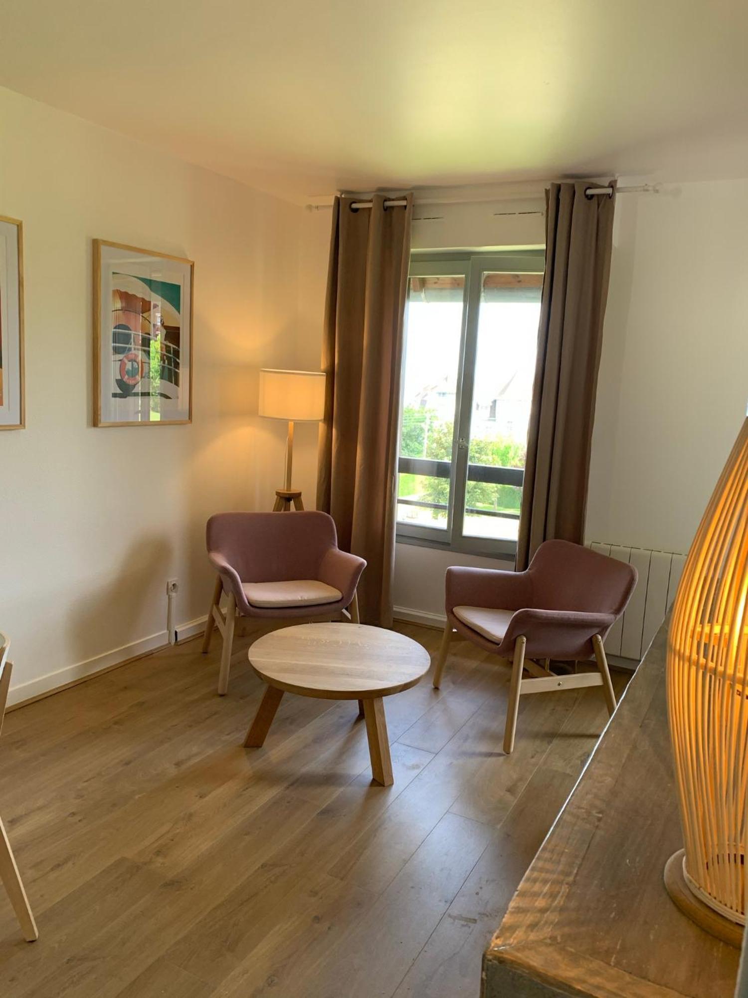 L'Appartement Vue Mer De La Villa Des Rosiers - Trouville Sur Mer Екстериор снимка